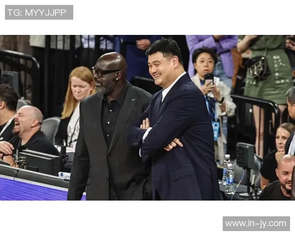 书豪香港企业峰会之旅与蔡老板姚明相聚并畅游迪士尼乐园